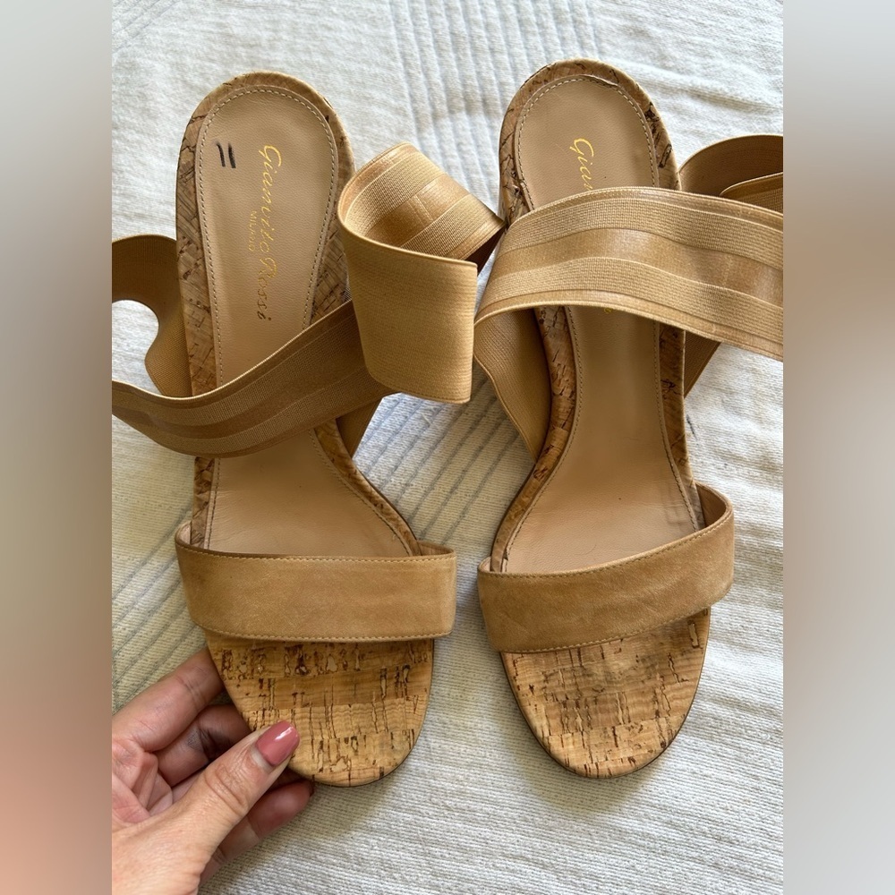 Gianvito Rossi Vintage Cork Heel Suede Sandals Women tan Heels sz 39
